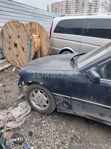 Mercedes C 220 1999, 150,000 km - 2.2 л - Bakı