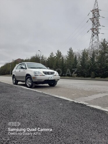 Lexus RX 300 2001, 228,000 km - 3.0 l - Qusar
