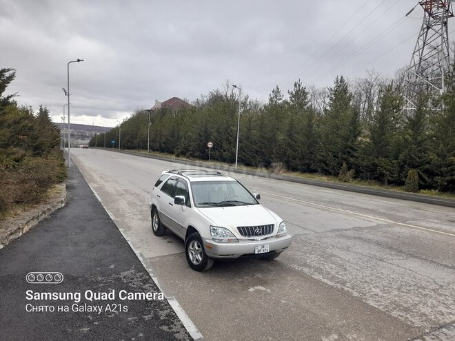Lexus RX 300 2001, 228,000 km - 3.0 l - Qusar