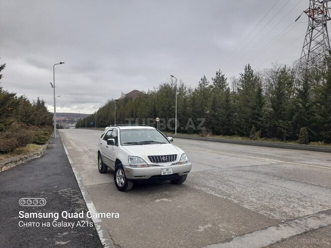 Lexus RX 300 2001, 228,000 km - 3.0 l - Qusar