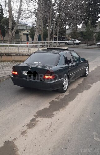 Mercedes C 220 1998, 656,369 km - 2.2 л - Zaqatala