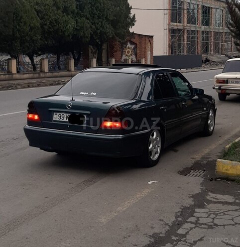 Mercedes C 220 1998, 656,369 km - 2.2 л - Zaqatala
