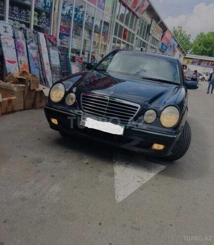 Mercedes E 240 2000, 280,000 km - 2.4 l - Gəncə