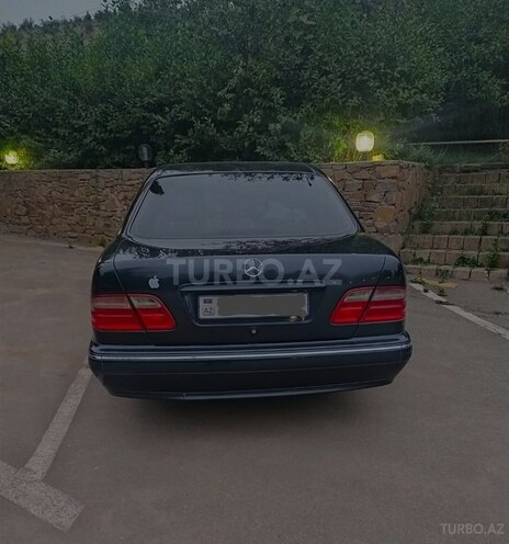 Mercedes E 240 2000, 280,000 km - 2.4 l - Gəncə