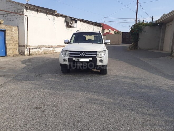 Mitsubishi Pajero 2008, 233,000 km - 3.0 l - Bakı