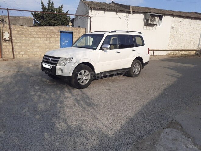 Mitsubishi Pajero 2008, 233,000 km - 3.0 l - Bakı