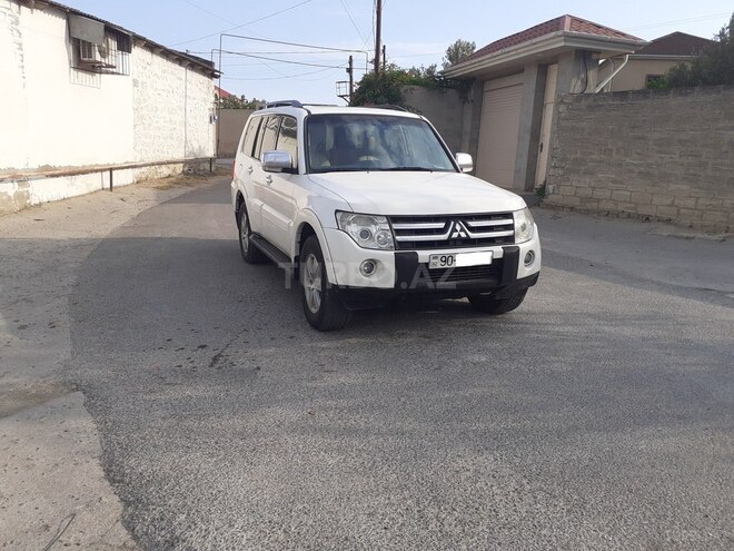 Mitsubishi Pajero 2008, 233,000 km - 3.0 l - Bakı
