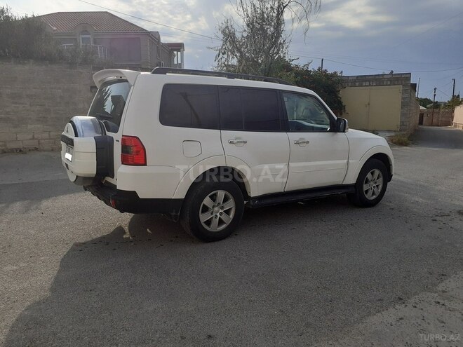 Mitsubishi Pajero 2008, 233,000 km - 3.0 l - Bakı