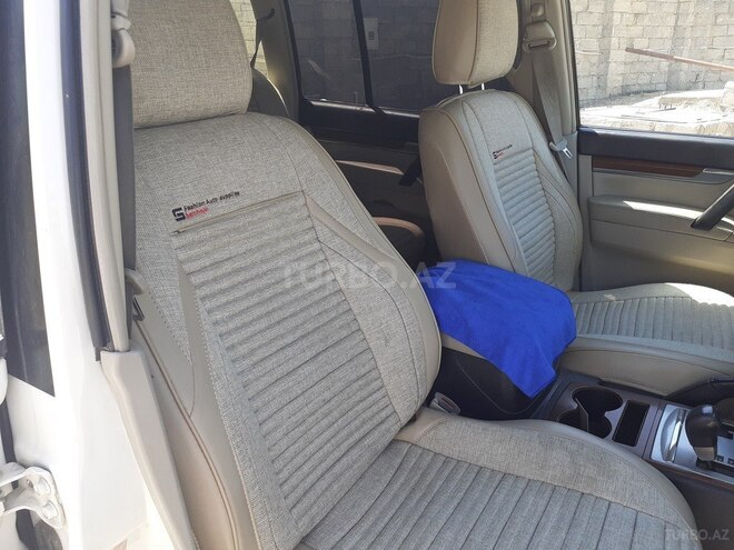Mitsubishi Pajero 2008, 233,000 km - 3.0 l - Bakı