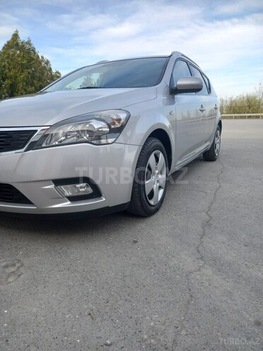Kia Ceed 2010, 161,800 km - 1.4 л - Ucar
