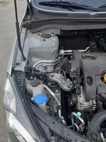 Kia Ceed 2010, 161,800 km - 1.4 л - Ucar
