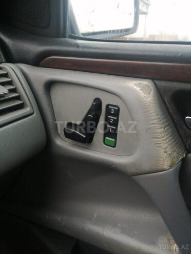 Mercedes E 300 1996, 450,000 km - 3.0 л - Bakı