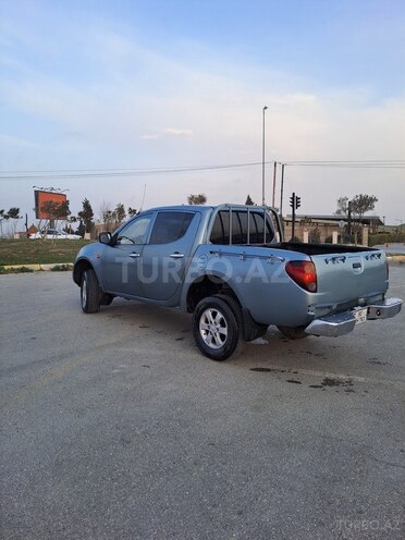 Mitsubishi L200 2009, 498,000 km - 2.5 l - Bakı