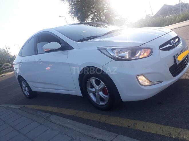 Hyundai Accent 2011, 64,732 km - 1.6 l - Ağdaş