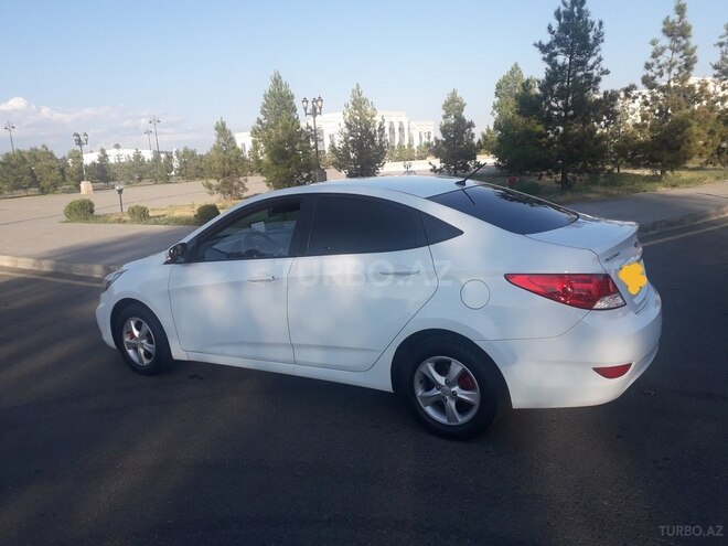 Hyundai Accent 2011, 64,732 km - 1.6 l - Ağdaş