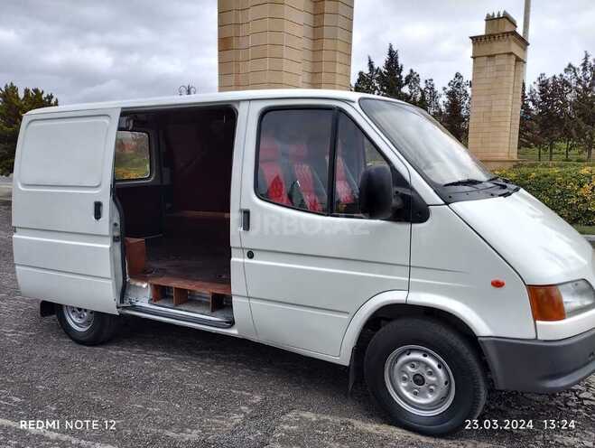 Ford Transit 2000, 123,456 km - 2.5 л - Şirvan