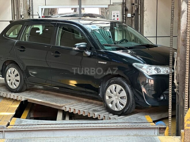 Toyota Corolla 2015, 176,681 km - 1.5 l - Bakı