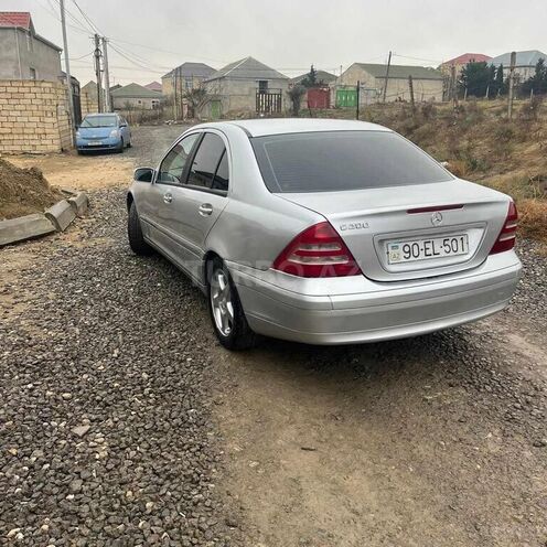 Mercedes C 200 2001, 369,649 km - 2.0 l - Beyləqan