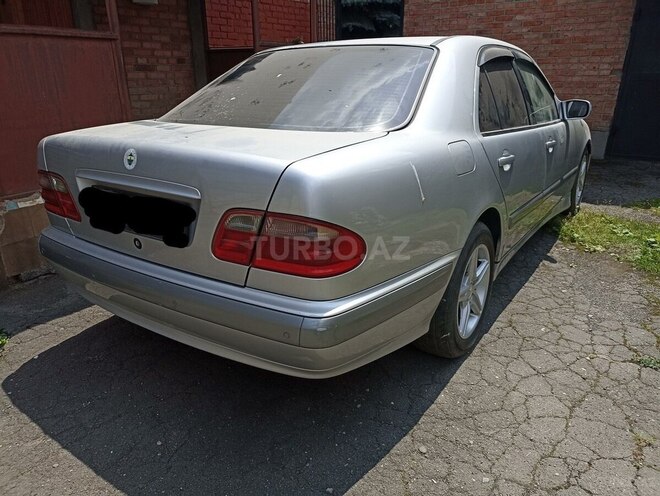 Mercedes E 240 2000, 253,238 km - 2.6 l - Bakı