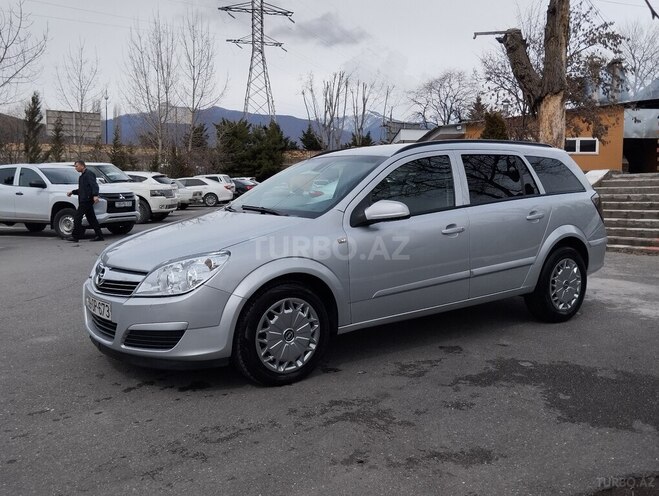 Opel Astra 2007, 265,400 km - 1.9 l - Şəki