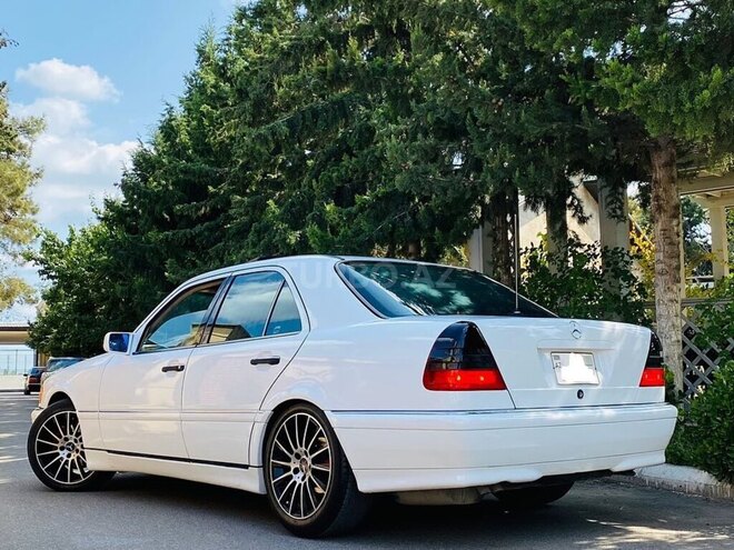 Mercedes C 220 1998, 220,189 km - 2.2 l - Bakı