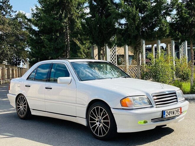 Mercedes C 220 1998, 220,189 km - 2.2 l - Bakı