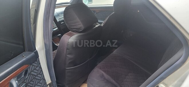 Mercedes C 220 1993, 320,000 km - 2.2 l - Bakı