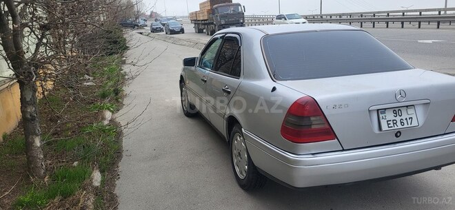 Mercedes C 220 1993, 320,000 km - 2.2 l - Bakı