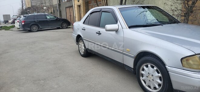 Mercedes C 220 1993, 320,000 km - 2.2 l - Bakı