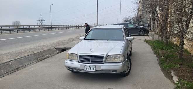 Mercedes C 220 1993, 320,000 km - 2.2 l - Bakı