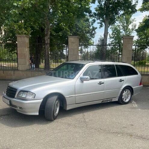Mercedes C 220 1998, 427,255 km - 2.2 l - Kürdəmir