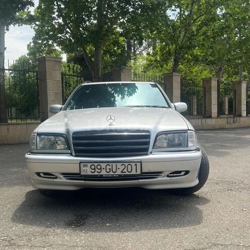 Mercedes C 220 1998, 427,255 km - 2.2 l - Kürdəmir