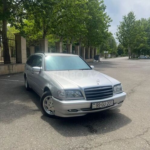 Mercedes C 220 1998, 427,255 km - 2.2 l - Kürdəmir