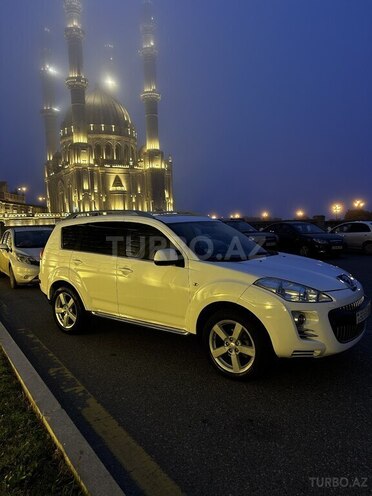 Peugeot  2010, 225,000 km - 2.4 l - Bakı