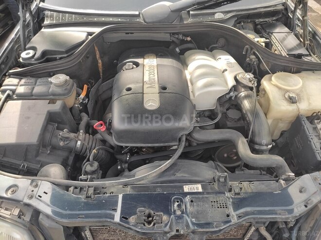 Mercedes C 220 2000, 330,000 km - 2.2 l - Bakı