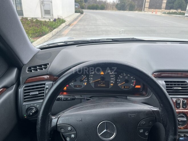 Mercedes E 260