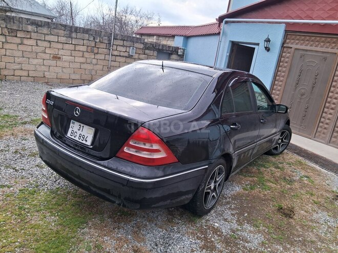 Mercedes C 240 2002, 369,000 km - 2.6 l - İsmayıllı