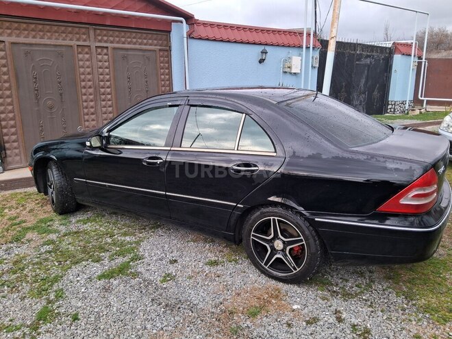 Mercedes C 240 2002, 369,000 km - 2.6 l - İsmayıllı