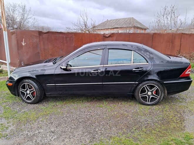 Mercedes C 240 2002, 369,000 km - 2.6 l - İsmayıllı