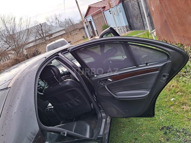 Mercedes C 240 2002, 369,000 km - 2.6 l - İsmayıllı