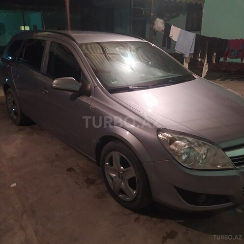 Opel Astra 2008, 210,942 km - 1.4 l - Salyan