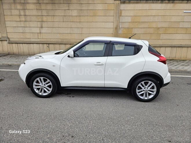 Nissan Juke 2013, 229,500 km - 1.6 л - Bakı