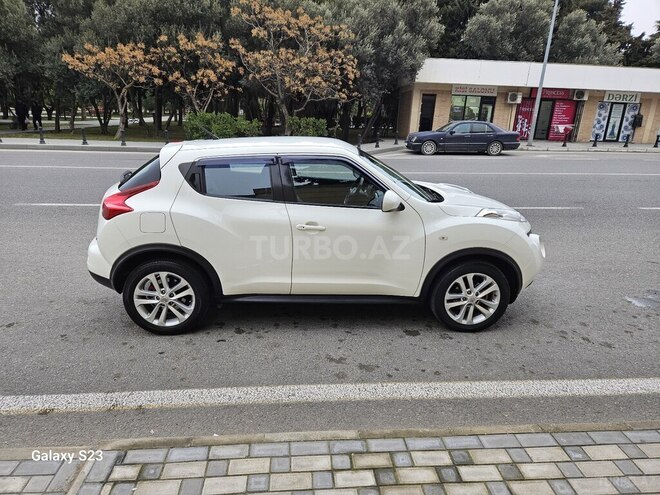 Nissan Juke 2013, 229,500 km - 1.6 л - Bakı