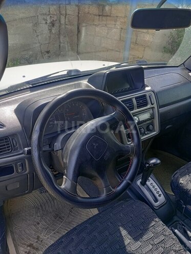 Mitsubishi Pajero io 2001, 361,500 km - 2.0 л - Bakı
