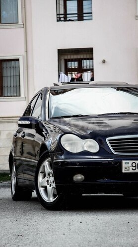 Mercedes C 220 2000, 339,000 km - 2.2 l - Bakı