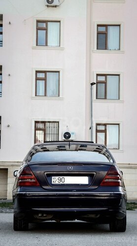 Mercedes C 220 2000, 339,000 km - 2.2 l - Bakı