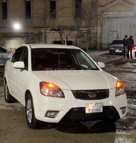 Kia Rio 2010, 210,900 km - 1.4 l - Bakı