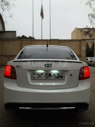 Kia Rio 2010, 210,900 km - 1.4 l - Bakı