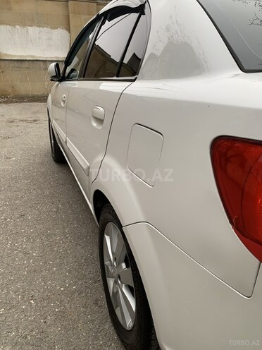 Kia Rio 2010, 210,900 km - 1.4 l - Bakı