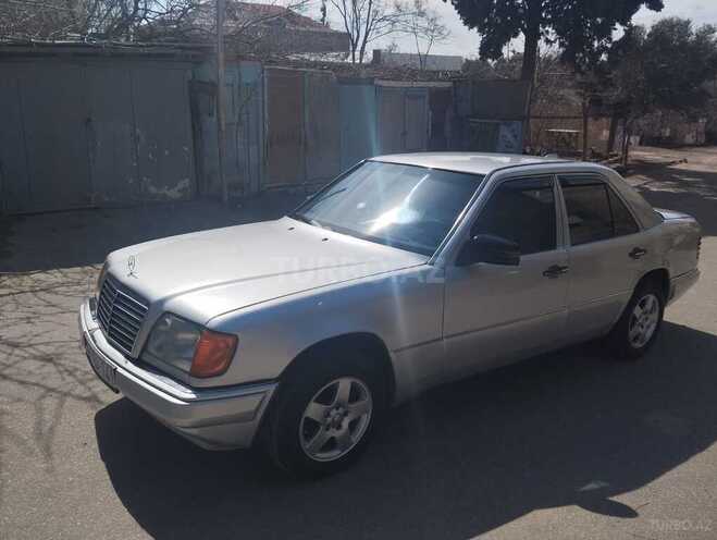 Mercedes E 220 1994, 370,000 km - 2.2 л - Bakı